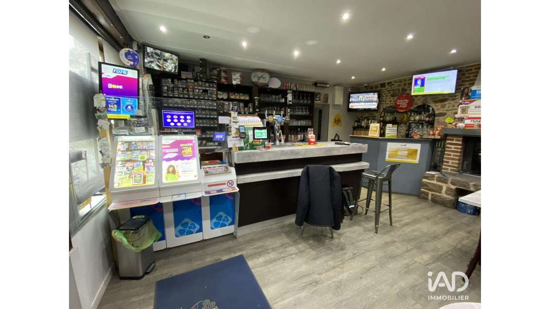 Bar tabac à Domalain