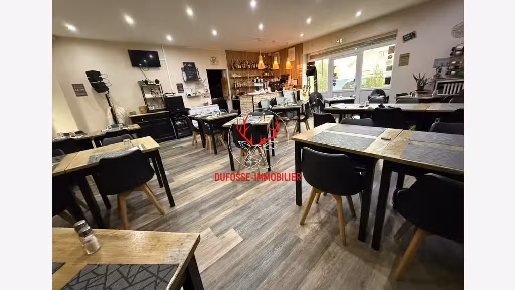Vente restaurant licence 4 de 80m² à Domarin