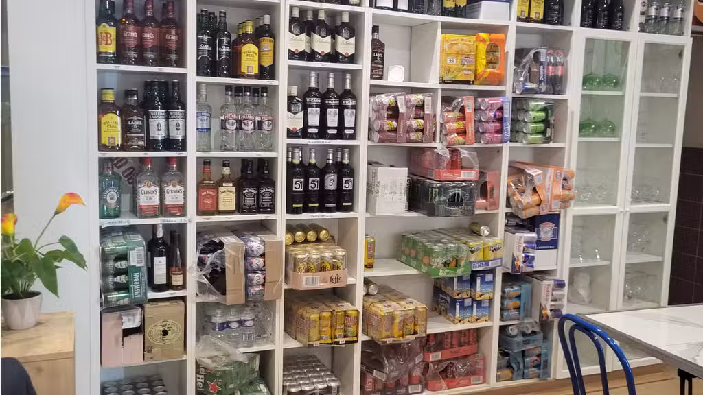 Vente murs et fonds brasserie logement en Dordogne