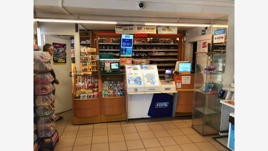 Vente FDC tabac FDJ PMU emplacement N°1 Drôme