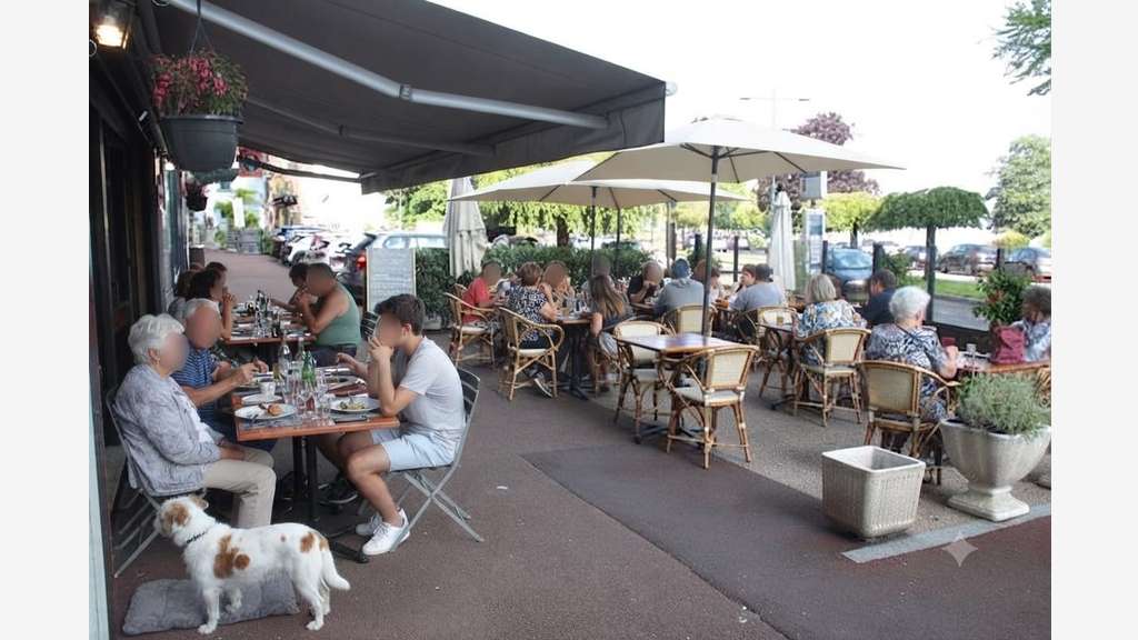Vente restaurant en front de lac à Evian les Bains