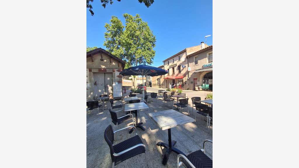 Vente bar restaurant Lic IV à Fabrezan empl N°1
