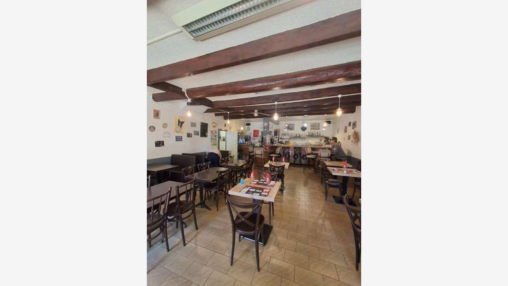 Vente bar restaurant Lic IV à Fabrezan empl N°1