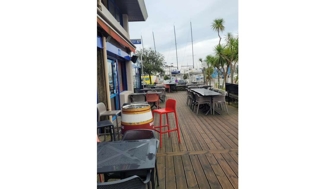 A vendre grosse brasserie à l'année au Finistère