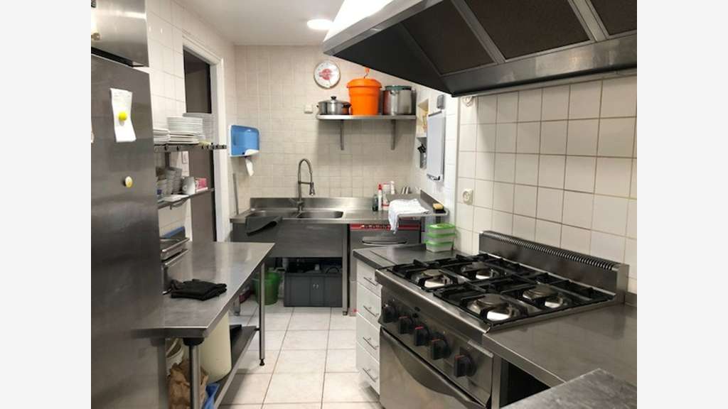 SECTEUR GISORS - BAR BRASSERIE FDJ avec LOGEMENT