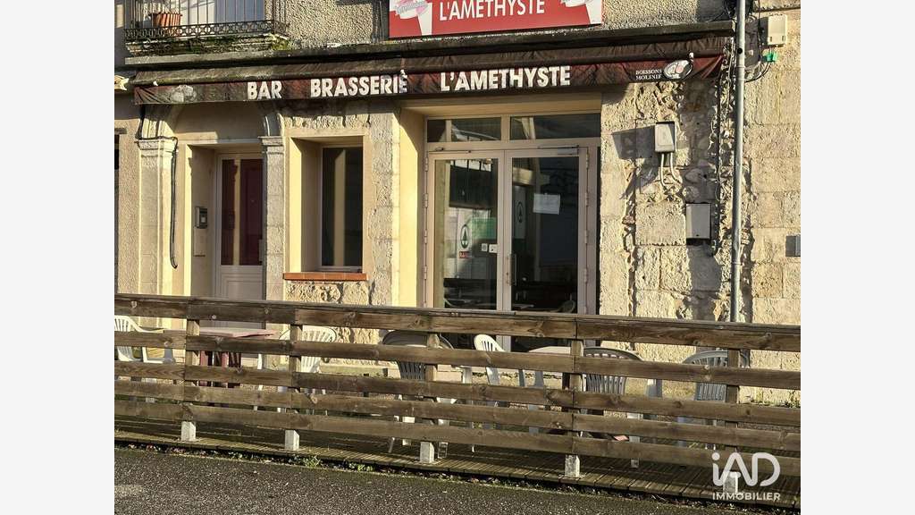 Bar brasserie à Grignols