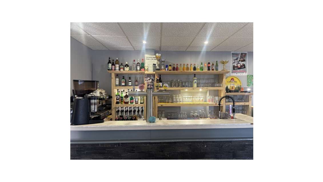 Cède bar restaurant snack centre ville Haute Saône