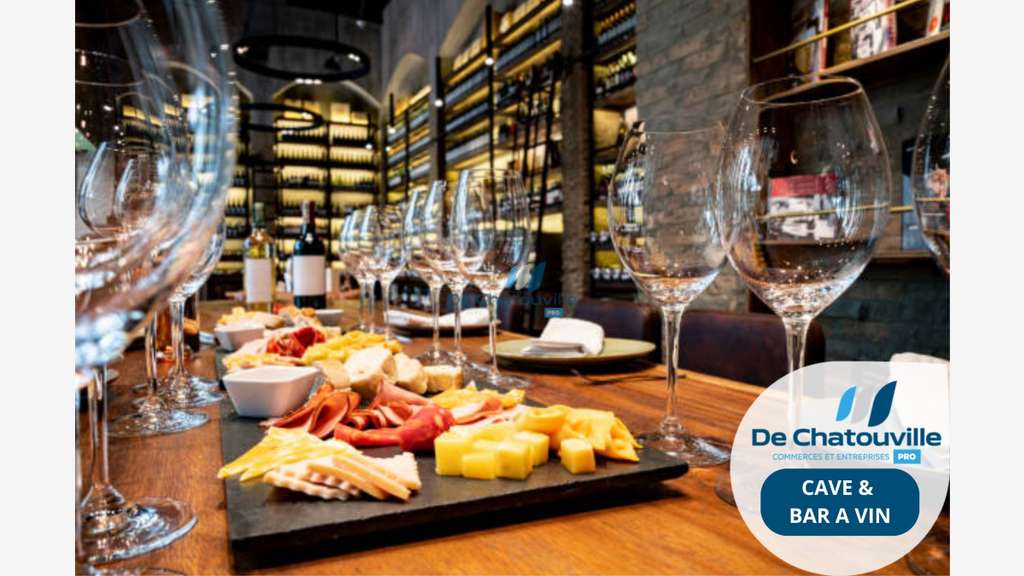 Vente bar à vin cave tapas centre historique Var
