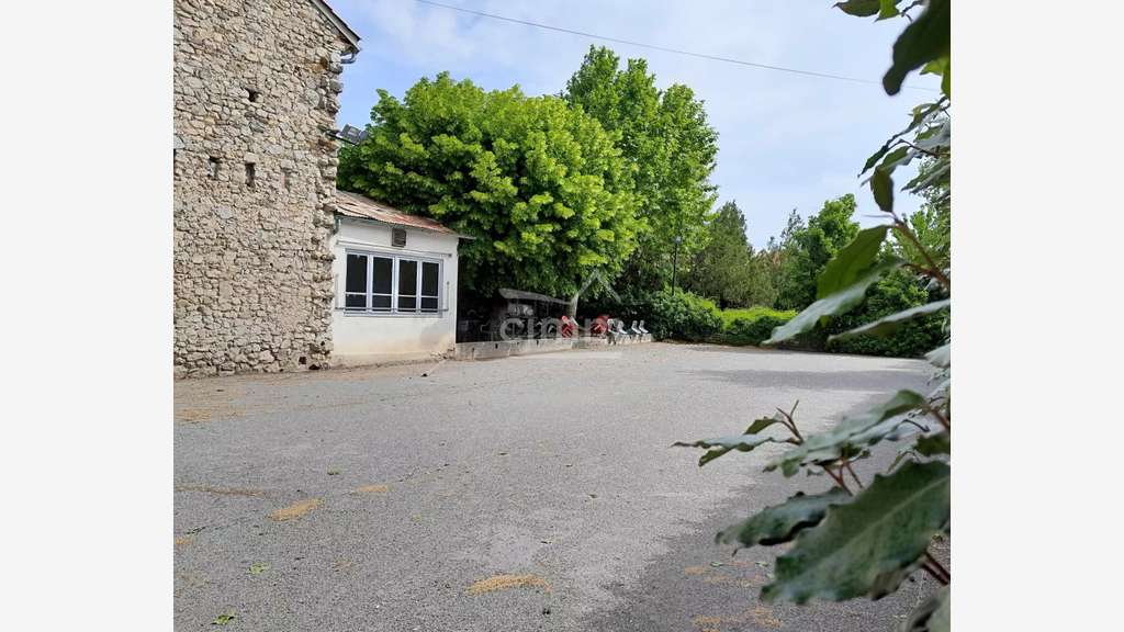 Vente FDC bar avec boulodrome Laragne-Montéglin