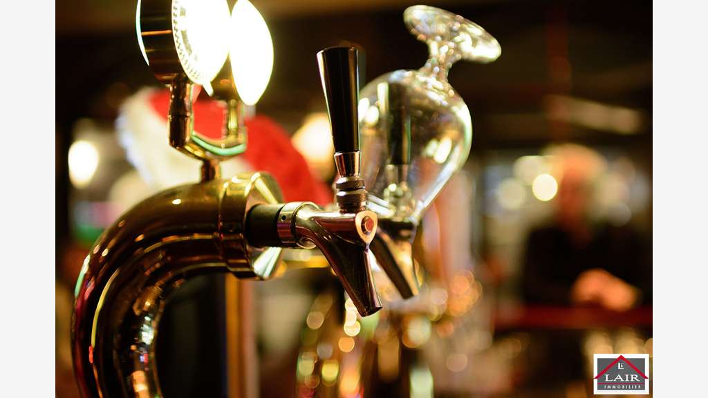 Baisse de prix A vendre bar PMU brasserie 53