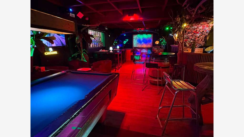 Vente bar pub incontournable de la station 05