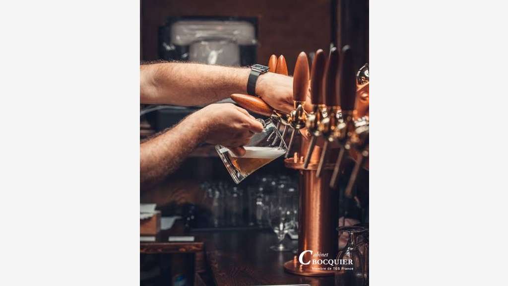 Vente bar pur avec sa terrasse à l'année dept 44