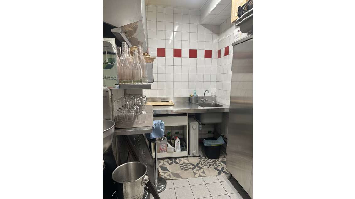 Cède bar brasserie licence IV au vieux Lyon centre