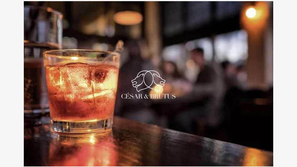 Vente bar pur petit loyer avec terrasse à Lyon 09
