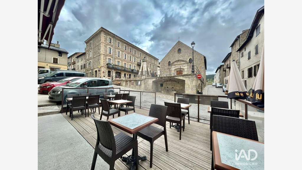 Vente bar restaurant snack PMU à Mont-Louis