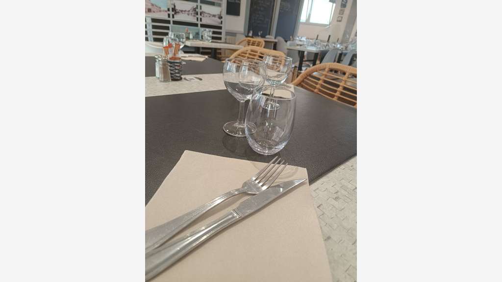 Vente bar brasserie 50 cvts 170m² à Montivilliers 