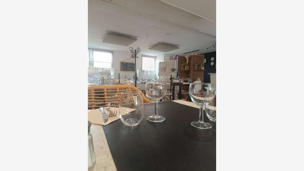 Vente bar brasserie 50 cvts 170m² à Montivilliers 