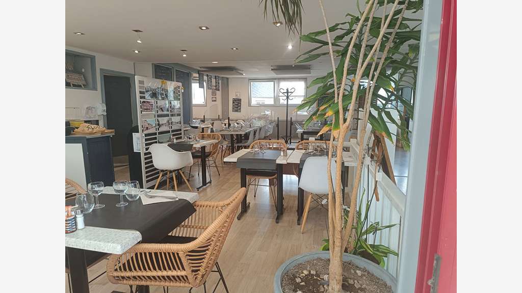 Vente bar brasserie 50 cvts 170m² à Montivilliers 