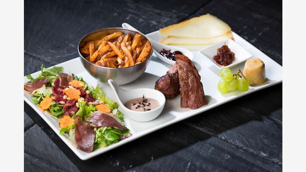 AV restaurant 120m² + réserve + jardin à Nantes