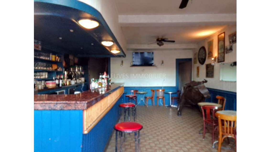 Vente FDC bar licence IV cité fortifiée Navarrenx