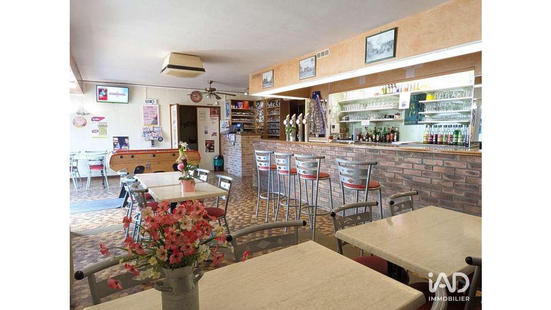 Bar tabac à Neuville-sur-Sarthe