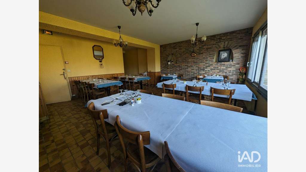 Bar tabac à Neuville-sur-Sarthe