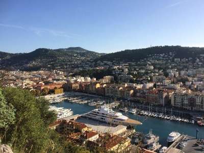 Vente superbe bar brasserie bord de mer à Nice
