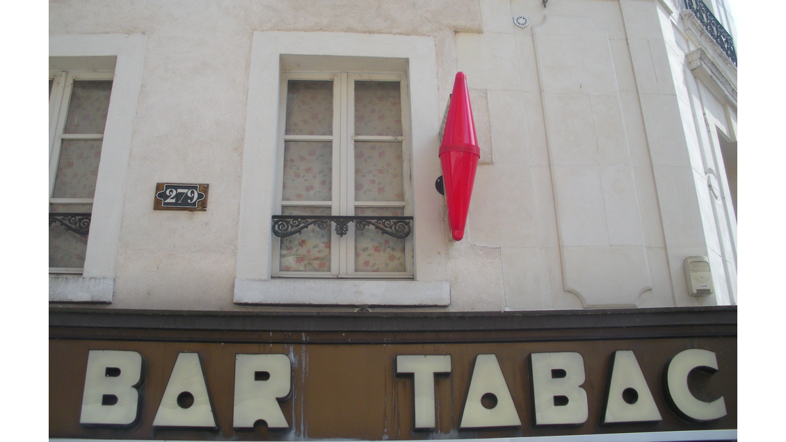 Vente bar tabac loto top quartier Nice axe passant