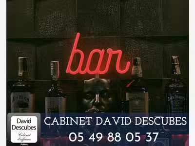 A vendre bar restaurant Lic IV à Niort bel empl