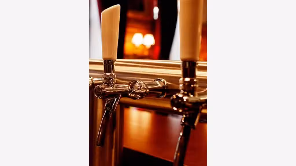 Vente bar brasserie 160m² à Paris 75014 empl N°1