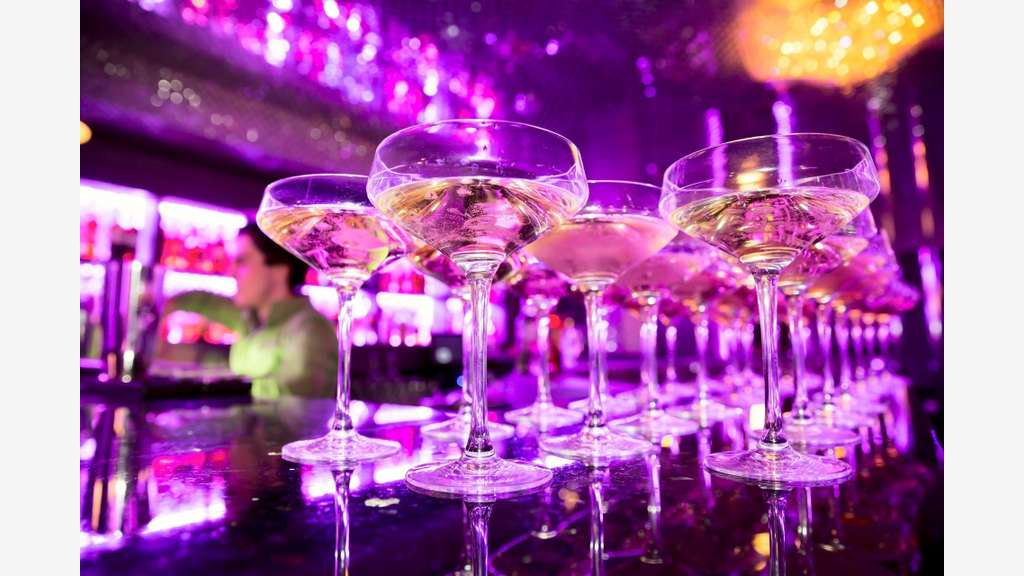 75- BAR A COCKTAILS - Quartier Pigalle