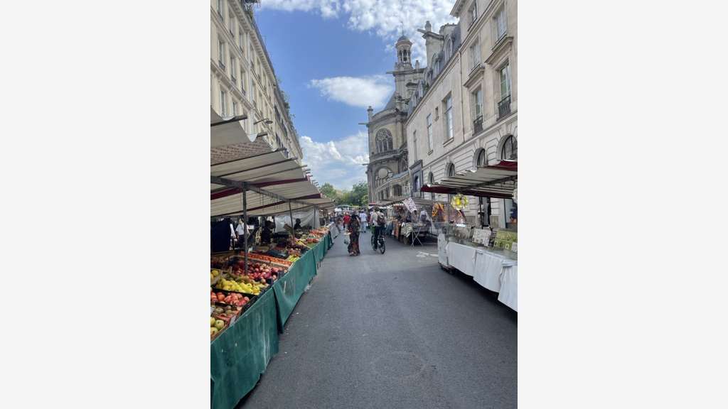 Café bar brasserie LIV Chatelet Les Halles 75001