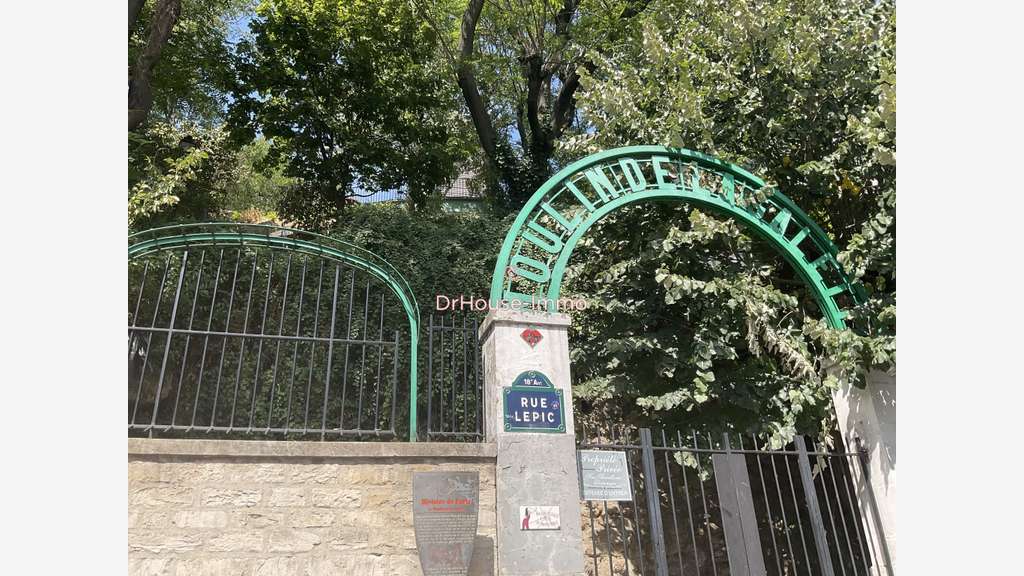 AV magnifique restaurant traiteur à Montmartre