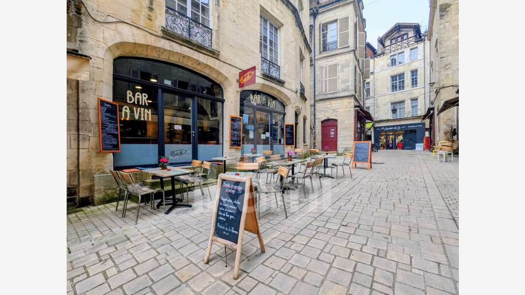 Vente bar à vin clés en main à Périgueux centre