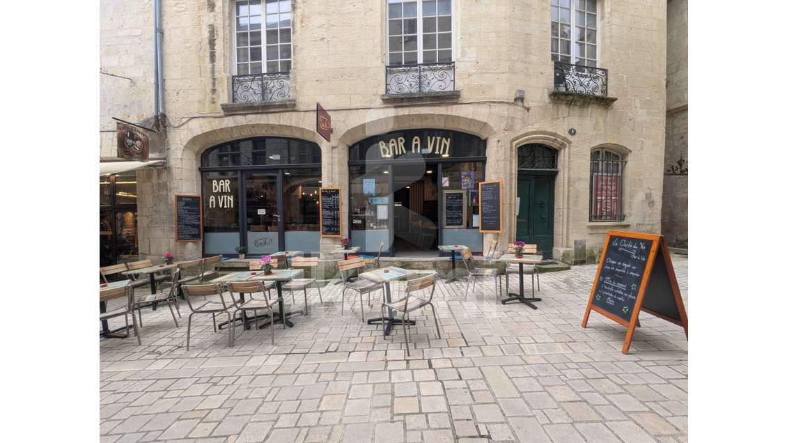 Vente bar à vin clés en main à Périgueux centre