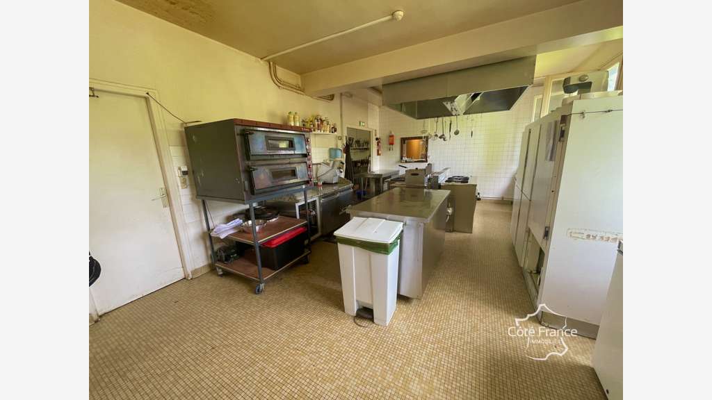 A vendre hôtel restaurant entre Poitiers & Limoges