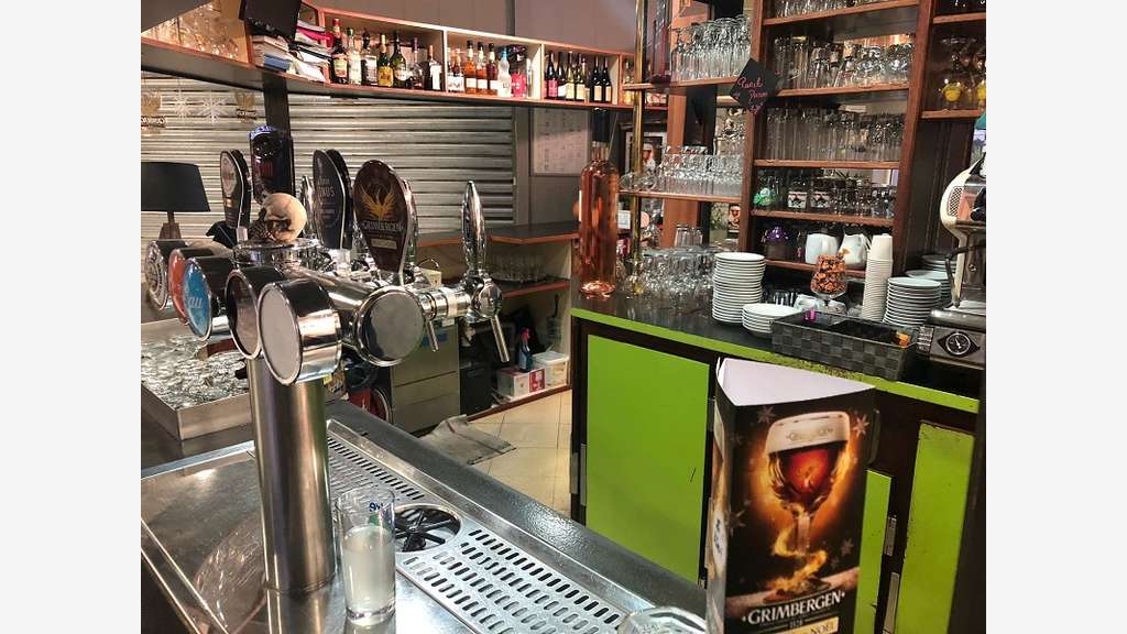Vente bar brasserie du midi en ccial à Pornic