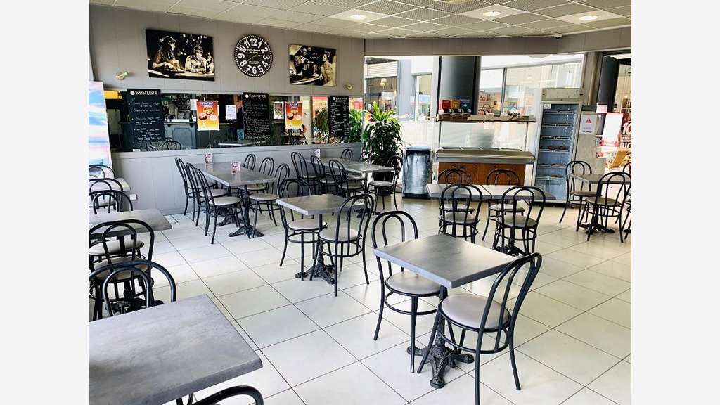 Vente bar brasserie du midi en ccial à Pornic