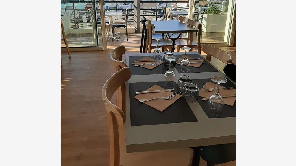 Vente bar brasserie licence IV vue mer à Pornic
