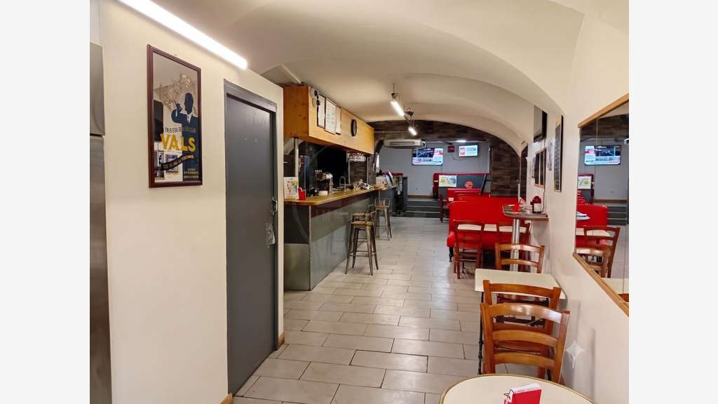 Bar PMU FDJ à vendre en centre-ville de Privas