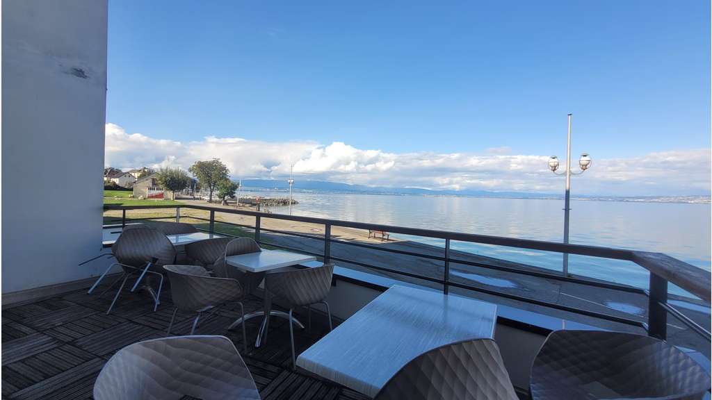 Exclusivité fonds de commerce Vue lac Leman 