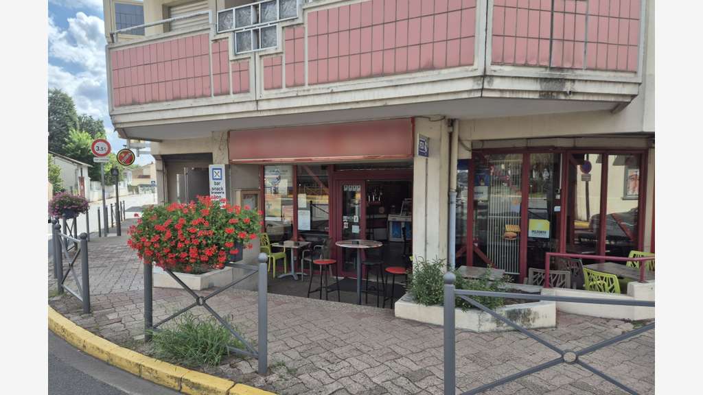 AV FDC bar brasserie licence IV à 20 km de Vichy