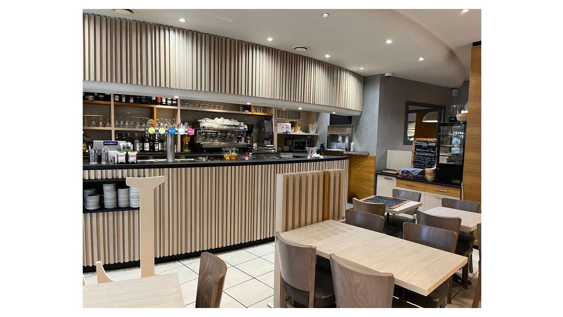 Vente bar tabac brasserie PMU FDJ à Roquebrune