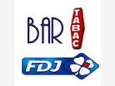 Vente bar tabac jeux dans rue commerçante de Rouen