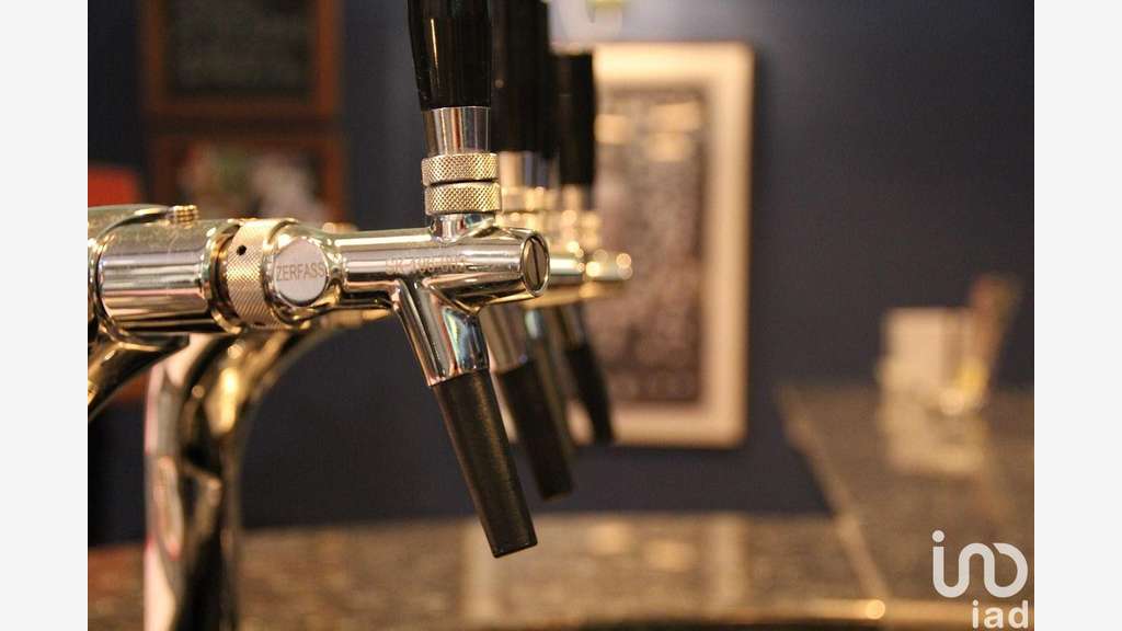 Vente bar brasserie d' angle à Saint-Brieuc centre