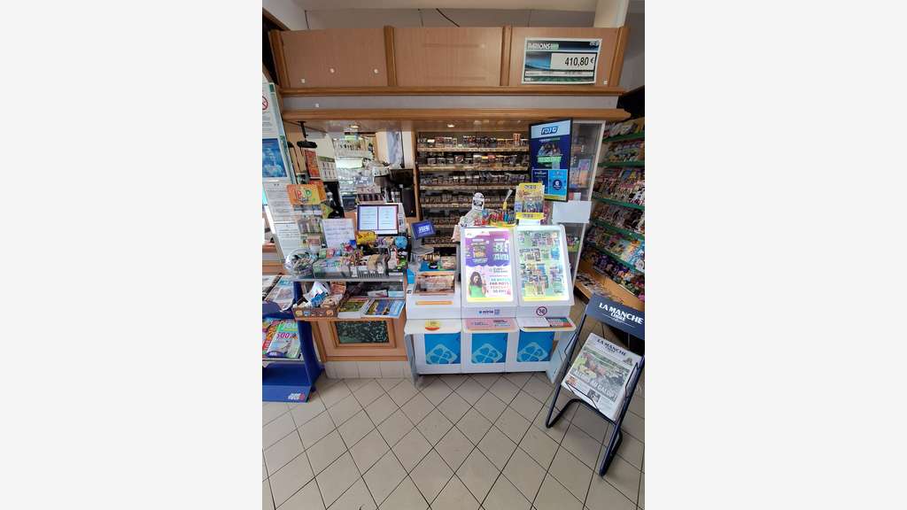 Vente bar tabac FDJ restaurant en Centre Manche