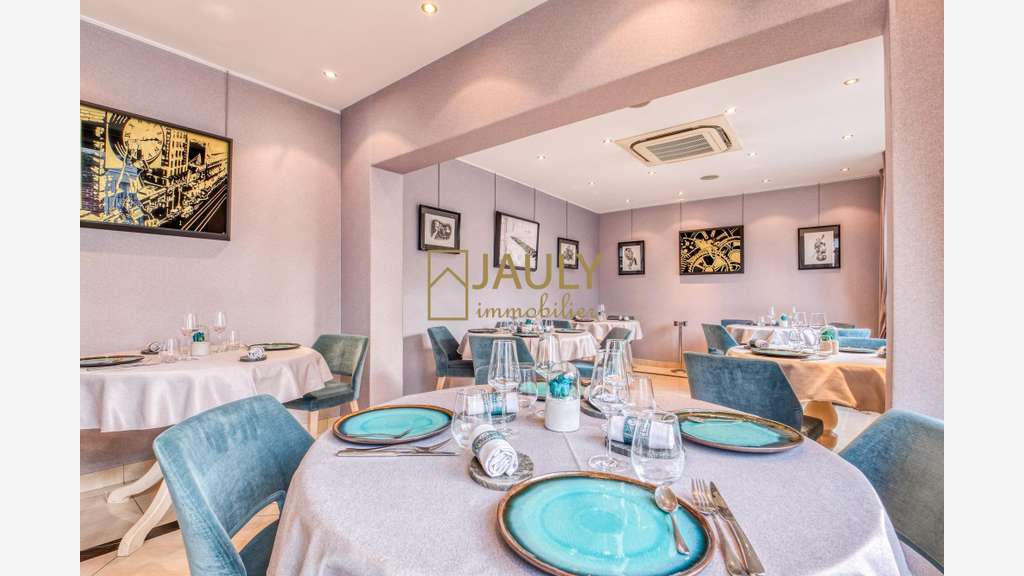 AV Restaurant semi-gastro + terrasse proche Disney
