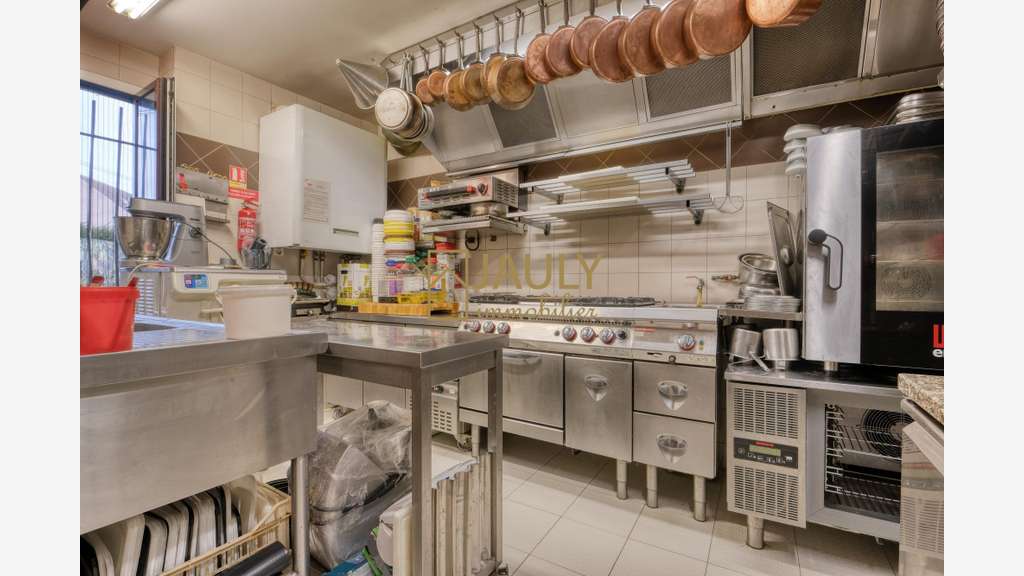 AV Restaurant semi-gastro + terrasse proche Disney
