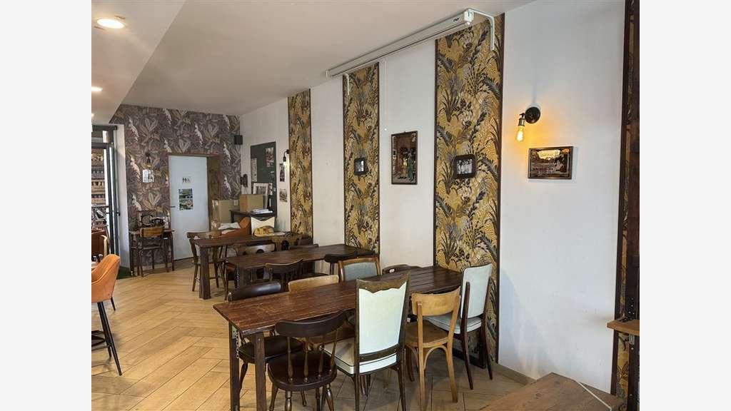 Vente bar licence IV patio refait à Saint-Joachim