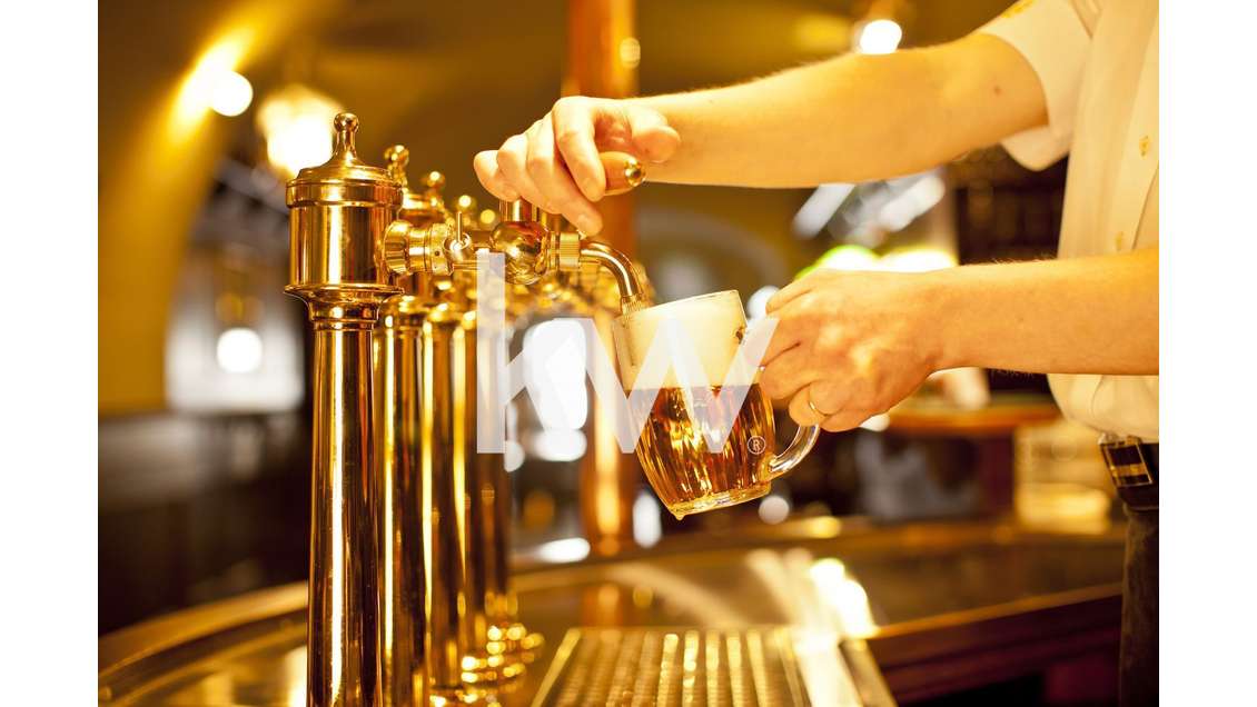 Vente bar à thème 198m² à Saint-Just-Rambert